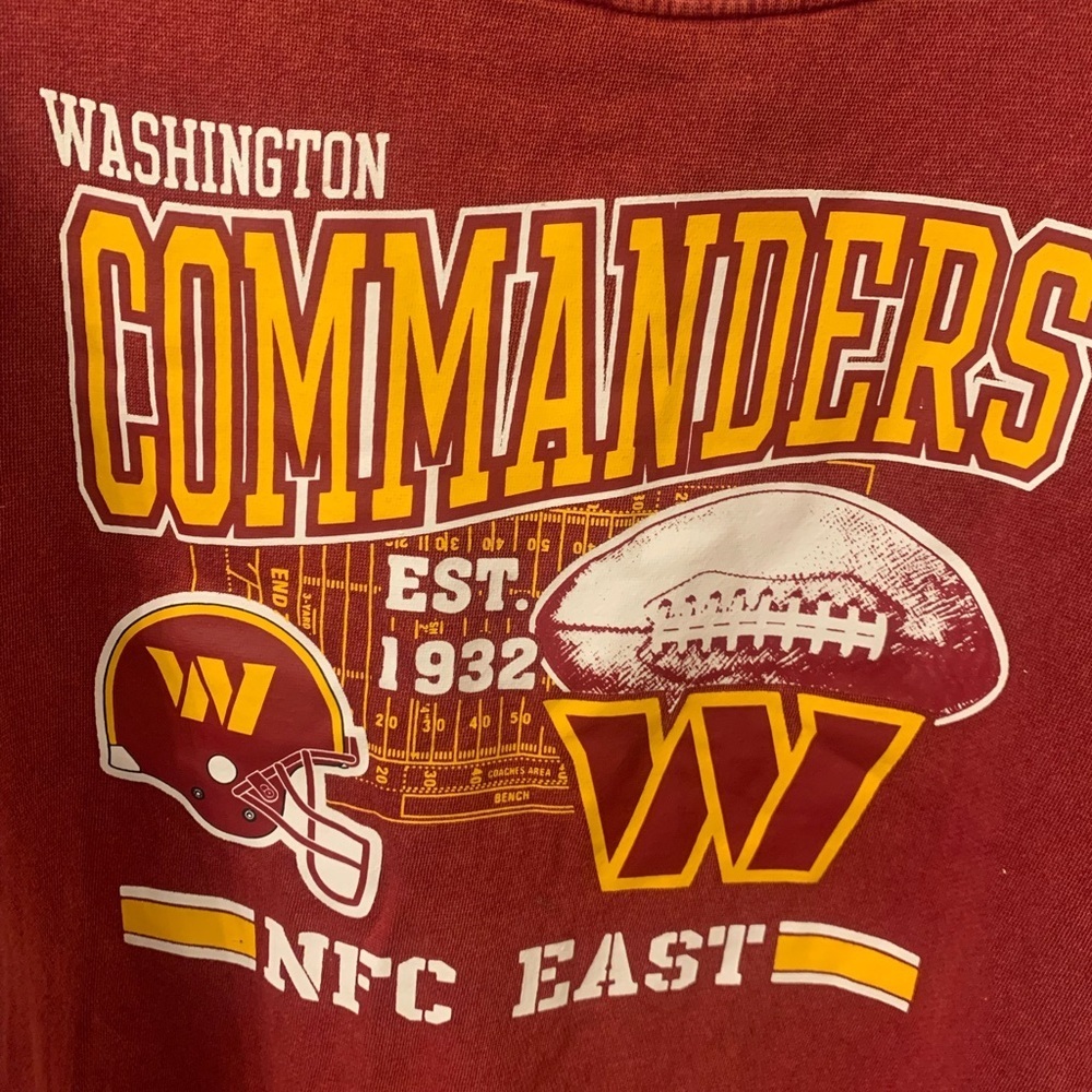 Washington Commanders Red Sweater Size Juniors Large - Picture 4 of 6